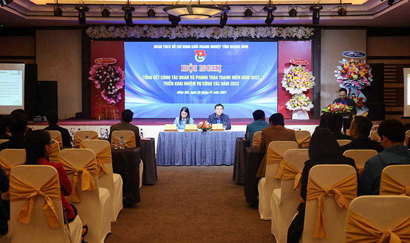 Toàn cảnh hội nghị. 