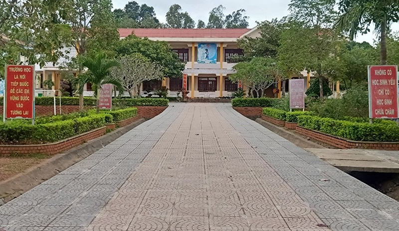 Trường tiểu học Quảng Thạch, nơi có các cán bộ lãnh đạo bị đề nghị xử lý kỷ luật.