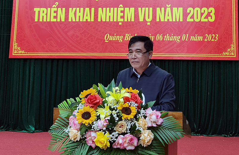 Đồng chí Phó Chủ tịch Thường trực UBND tỉnh Đoàn Ngọc Lâm phát biểu chỉ đạo tại hội nghị.