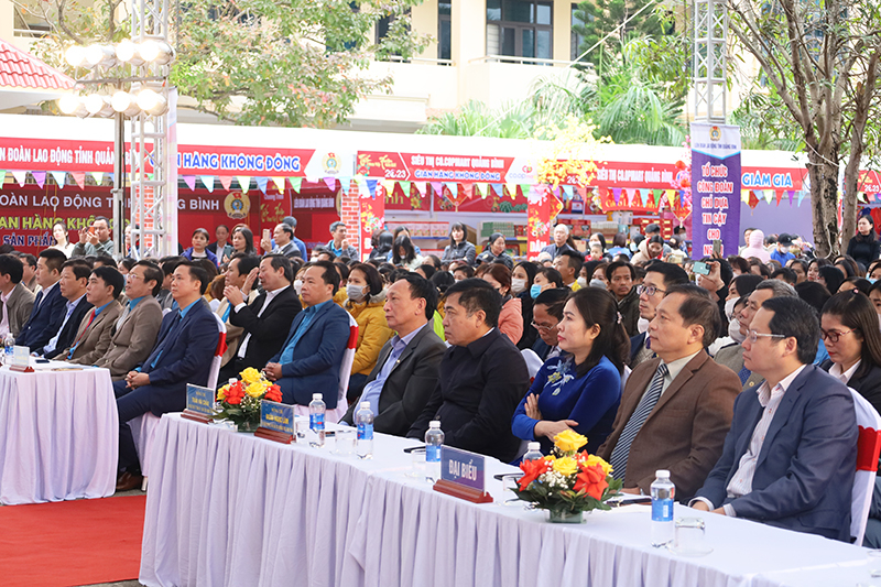 Các đại biểu dự chương trình