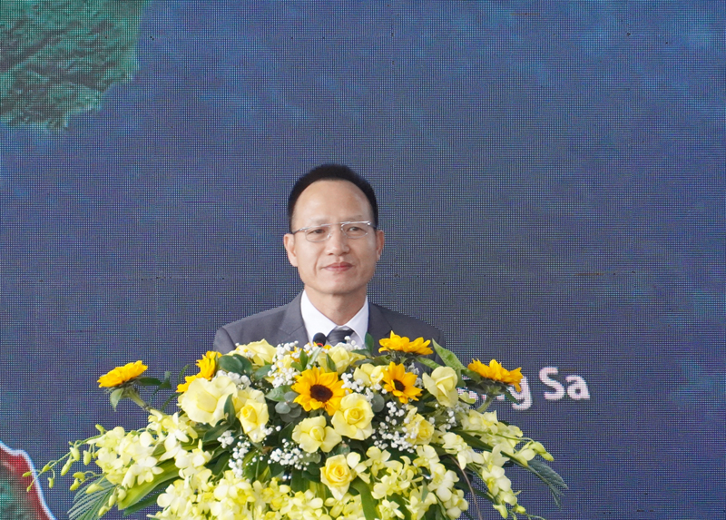 Đại diện nhà thầu cam kết thực hiện dự án bảo đảm chất lượng, thiết kế mỹ thuật và hoàn thành trong vòng 41 tháng.