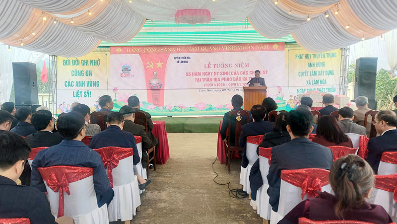 Toàn cảnh buổi lễ.