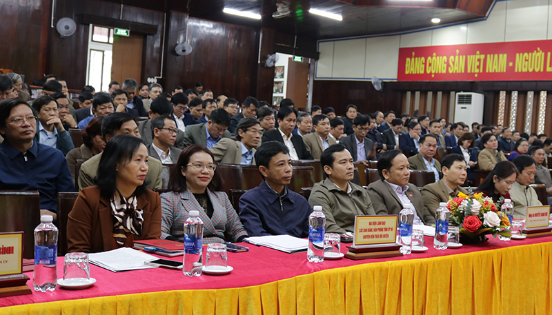 Các đại biểu tham dự hội nghị.