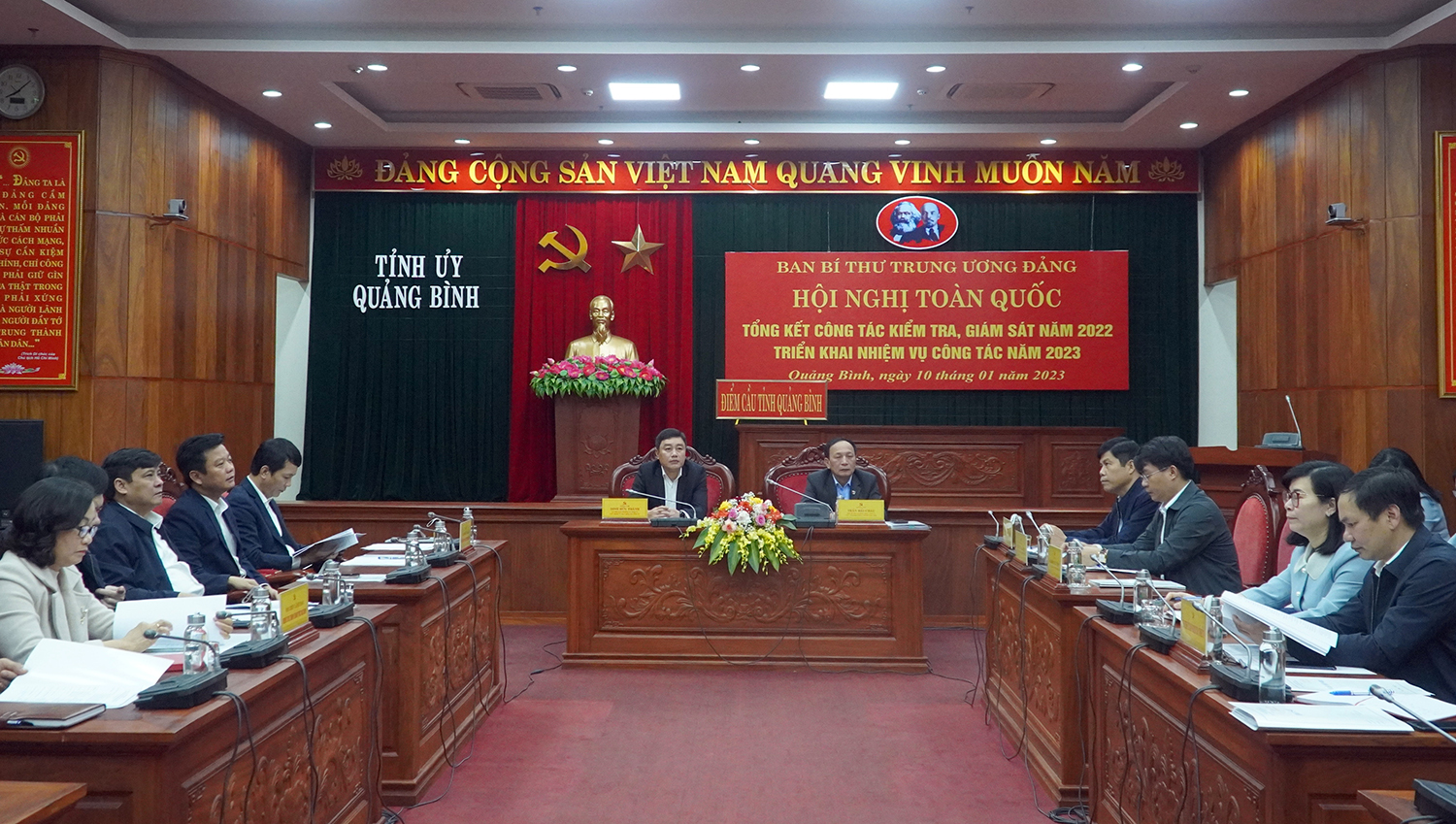 Toàn cảnh hội nghị tại điểm cầu Quảng Bình.