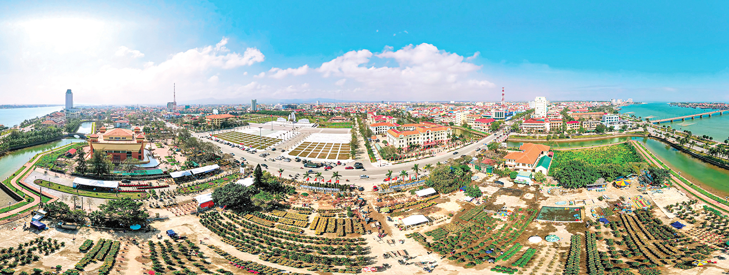 Đồng Hới vào xuân. Ảnh: Đức Thành