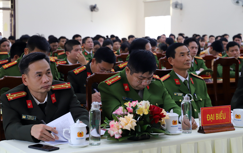 Các đại biểu tham dự hội nghị