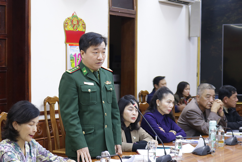 Đại biểu phát biểu tại cuộc họp.