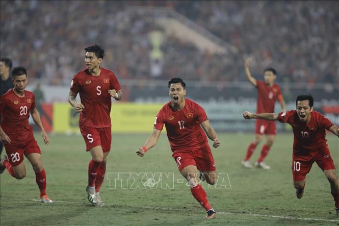 Văn Thanh ghi bàn ở phút 88, san bằng tỷ số 2-2. 