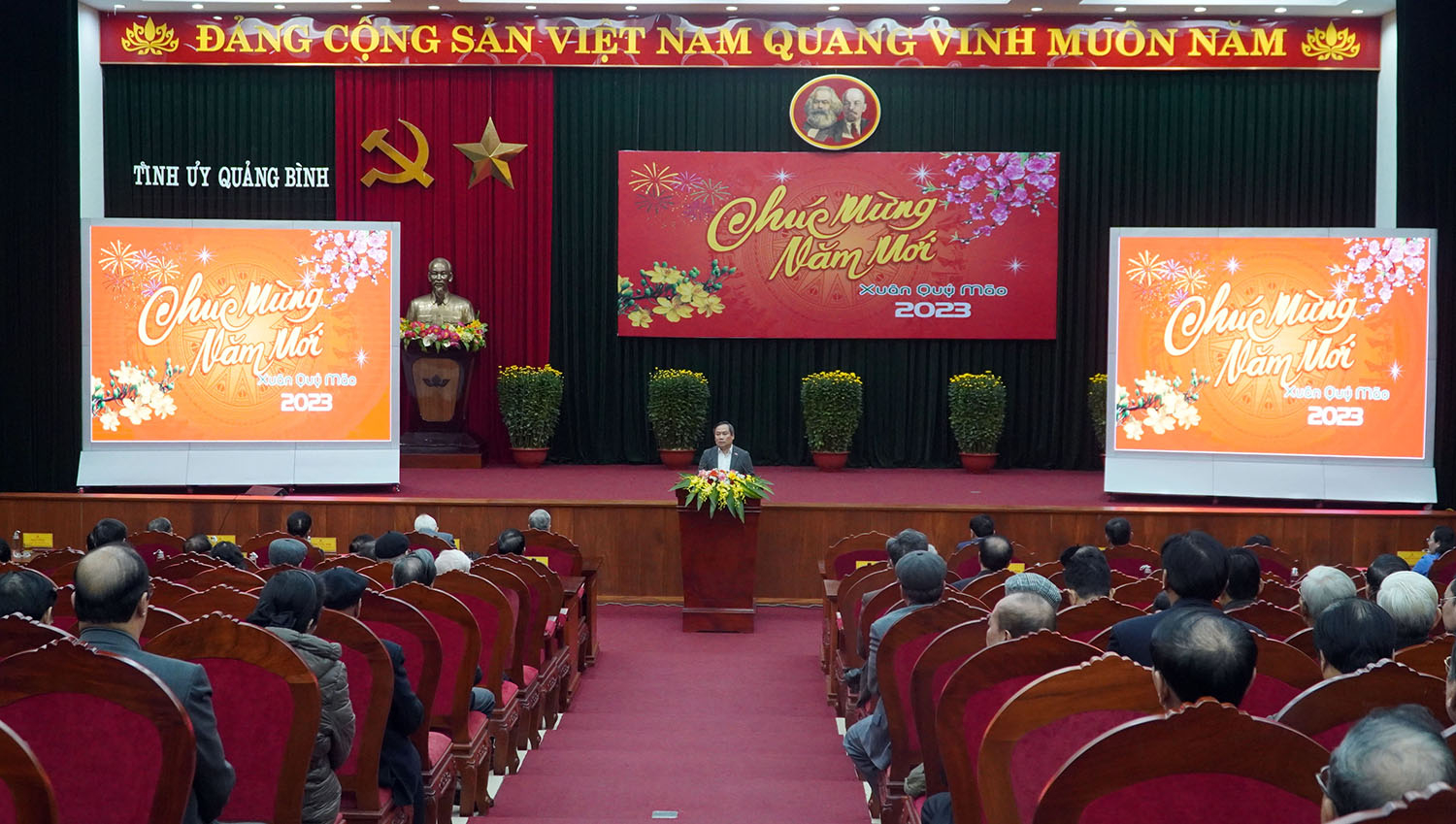  Toàn cảnh buổi gặp mặt