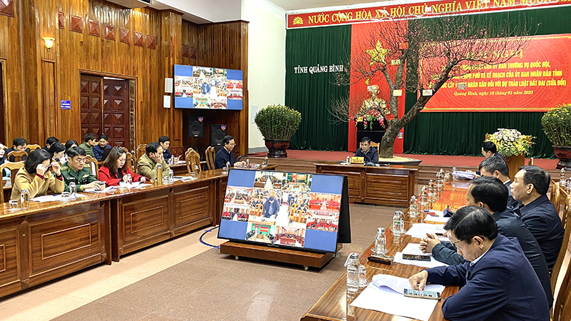 Quang cảnh hội nghị tại điểm cầu UBND tỉnh.