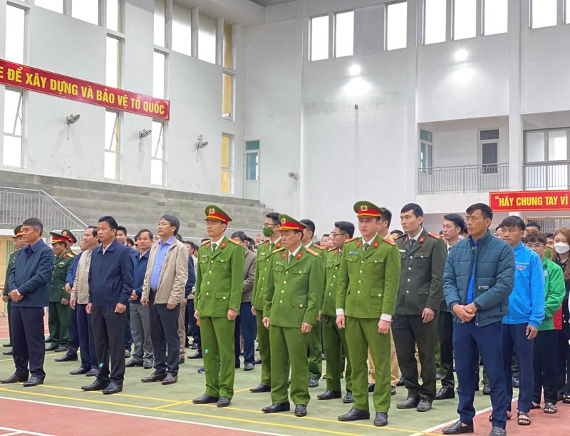 Các đồng chí lãnh đạo huyện Minh Hóa tham dự lễ phát động ‘‘Tết trồng cây đời đời nhớ ơn Bác Hồ’’ năm 2023.