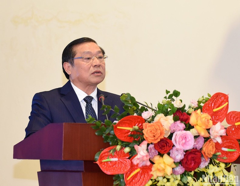 Phó Trưởng Ban Thường trực Ban Tuyên giáo Trung ương Lại Xuân Môn phát biểu chỉ đạo tại giao ban báo chí đầu xuân. (Ảnh: TRẦN HẢI)