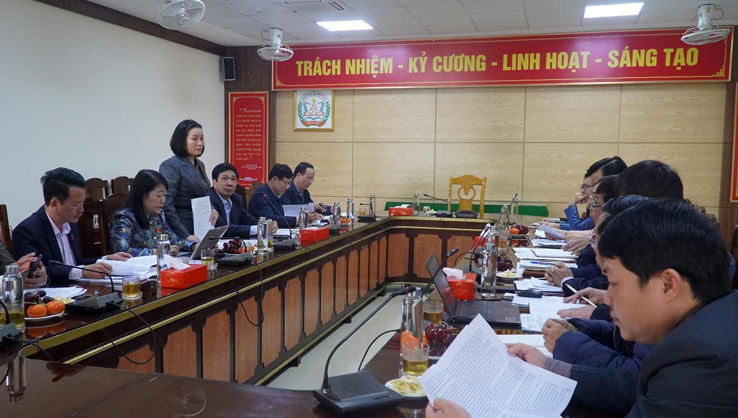 Toàn cảnh buổi giám sát