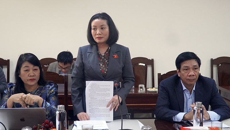 Đồng chí Phó trưởng đoàn chuyên trách Đoàn ĐBQH tỉnh Nguyễn Minh Tâm phát biểu tại buổi giám sát