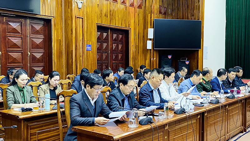 Các đại biểu dự họp.