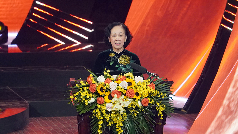 Bí thư Trung ương Đảng, Trưởng Ban Tổ chức Trung ương, Trưởng Ban Chỉ đạo Giải Báo chí toàn quốc về xây dựng Đảng Trương Thị Mai phát động Giải Búa liềm vàng lần thứ VIII, năm 2023