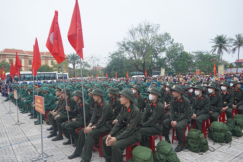 Toàn cảnh lễ giao nhận quân.