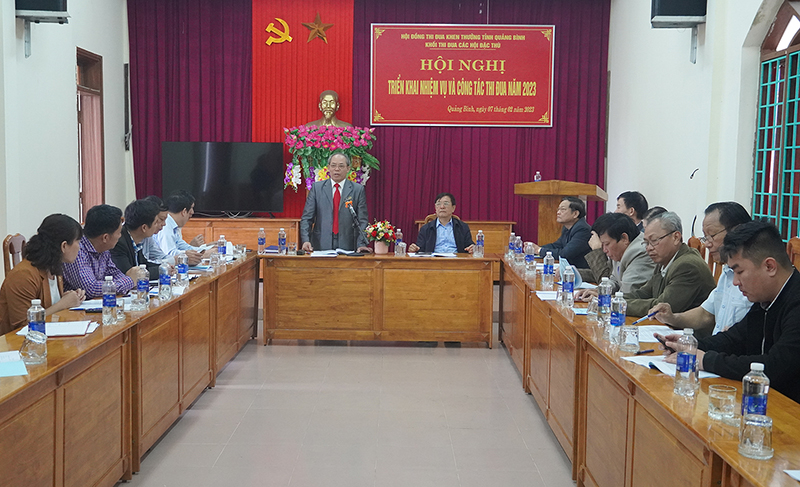 Toàn cảnh hội nghị.
