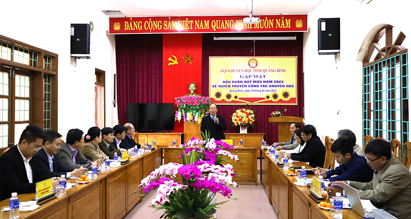 Toàn cảnh buổi gặp mặt.