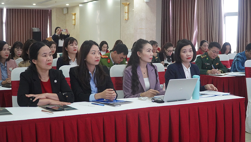Đại biểu dự hội thảo