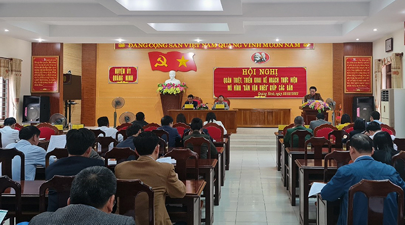 Toàn cảnh hội nghị.