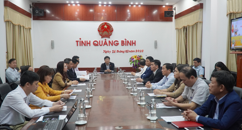 Các đại biểu tham dự tại điểm cầu Quảng Bình.