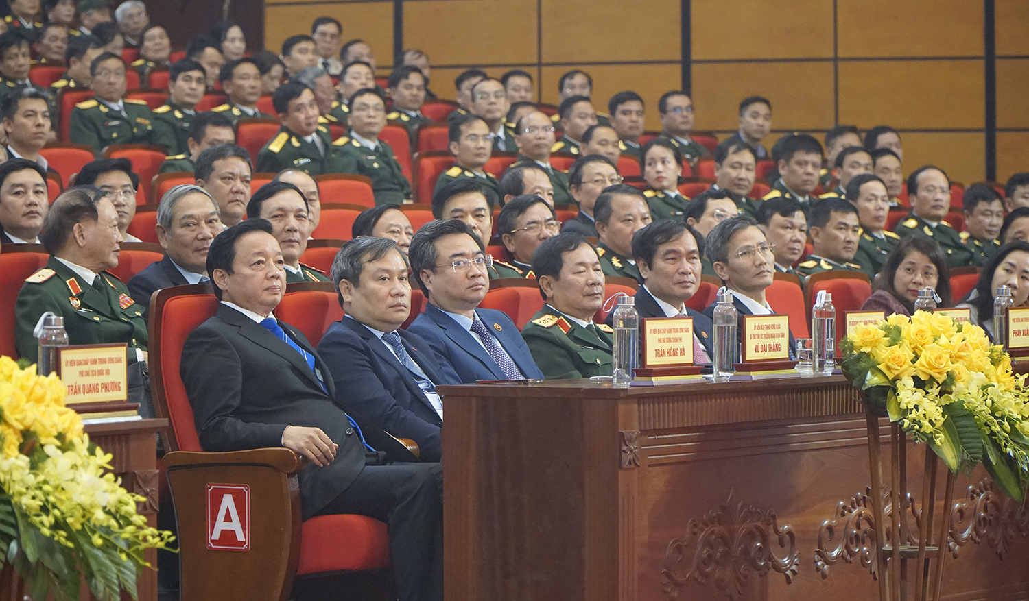Các đại biểu tham dự lễ kỷ niệm.