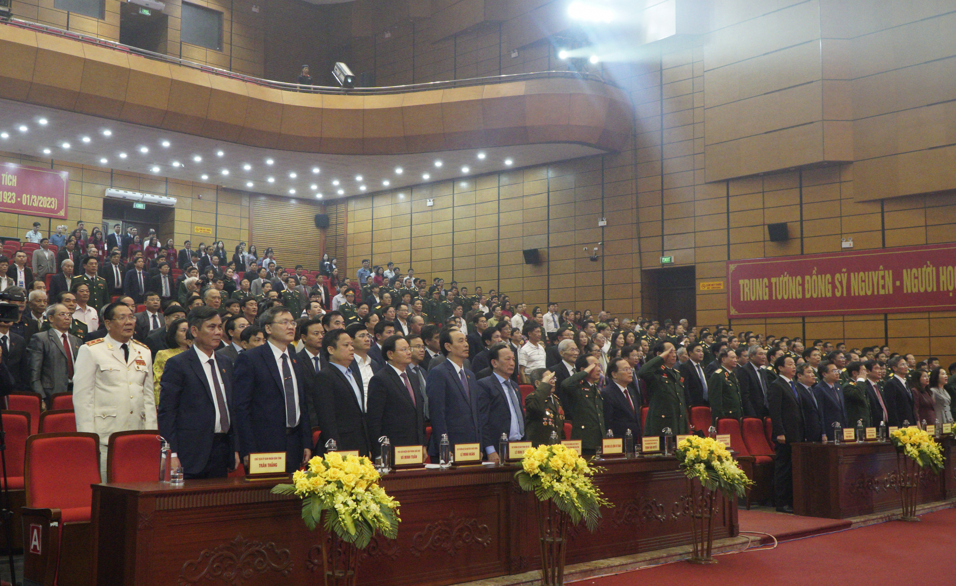 Các đại biểu tham dự lễ kỷ niệm.