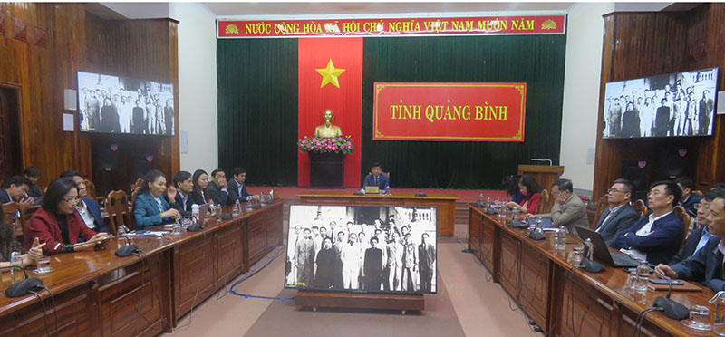 Các đại biểu dự hội nghị tại điểm cầu Quảng Bình