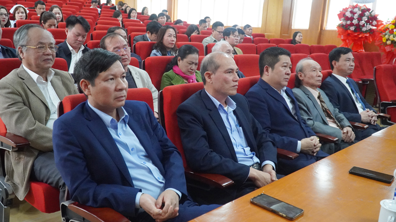 Các đại biểu tham dự buổi tọa đàm 27/2.