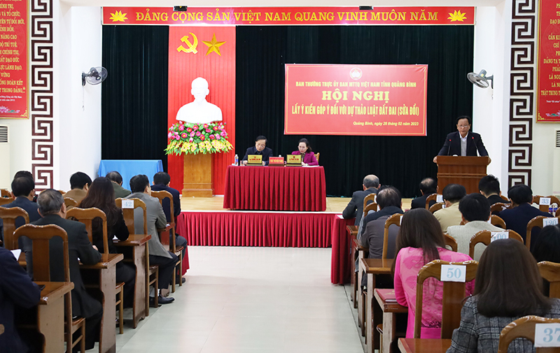  Toàn cảnh hội nghị.