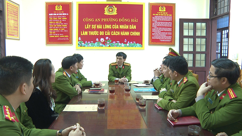Công an thành phố phối hợp thống nhất phương án lắp đặt thử nghiệm mô hình “Tổ liên gia an toàn PCCC tại khu dân cư”.