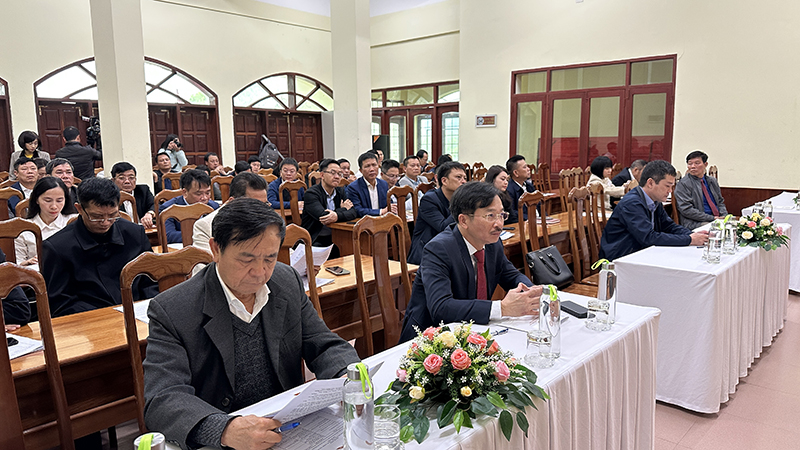 Các đại biểu dự hội nghị.