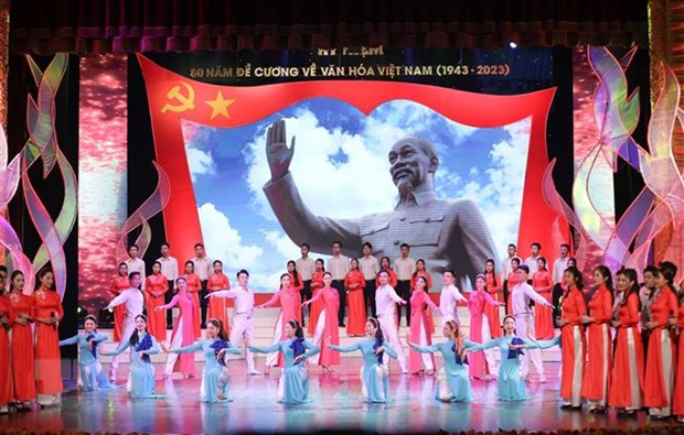Màn nghệ thuật chào mừng  