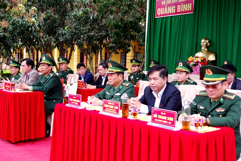  Lãnh đạo Tỉnh ủy, UBND tỉnh, Bộ Chỉ huy BĐBP tỉnh và các đơn vị kết nghĩa tham dự buổi lễ.