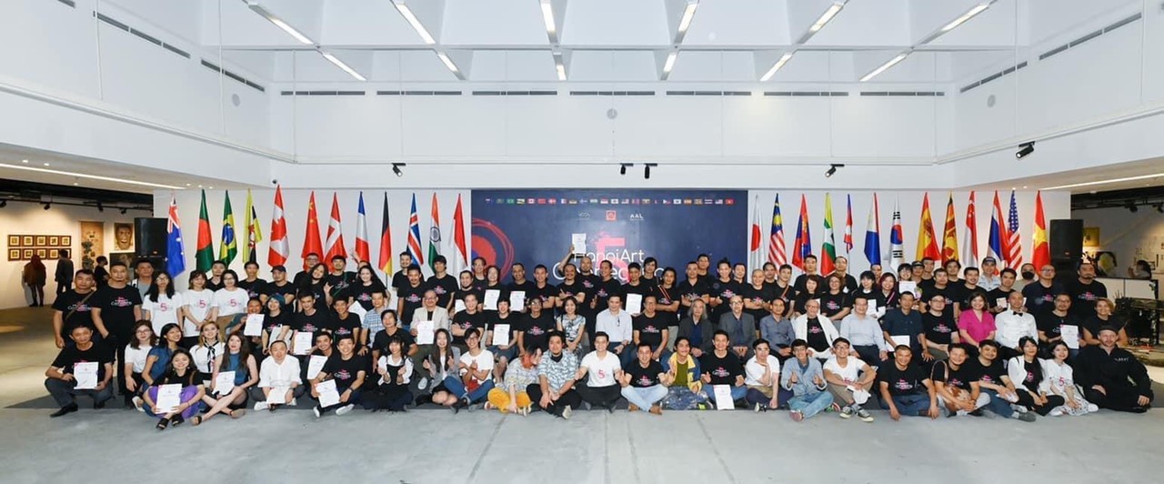 Các nghệ sĩ tham gia Art Conecting 2022 tại Thủ đô Hà Nội.