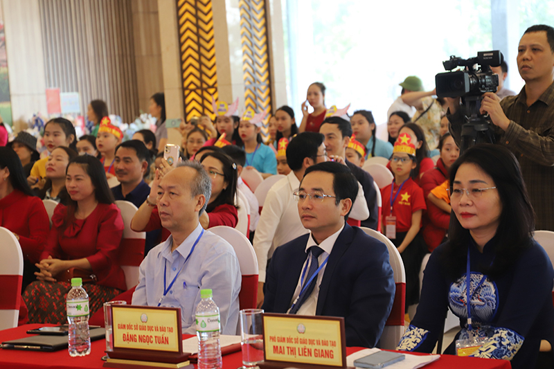 Ban tổ chức cuộc thi 