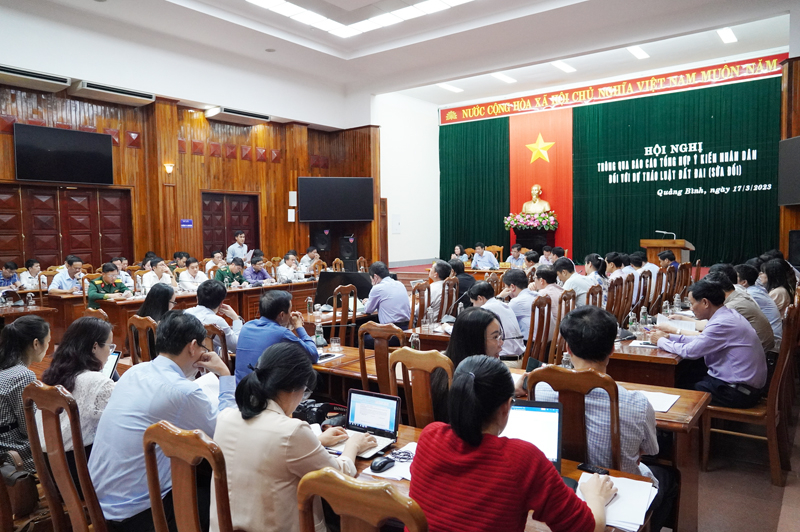 Quang cảnh hội nghị.