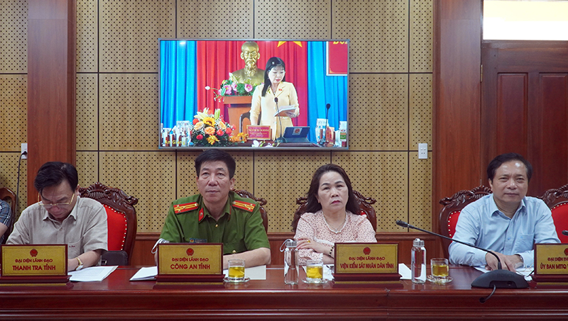Các đại biểu tham dự phiên họp