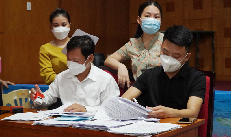 Việc làm sạch dữ liệu tiêm chủng được ngành Y tế thực hiện thường xuyên liên tục hàng ngày theo từng đợt tiêm chủng vắc xin phòng Covid-19 của người dân. 