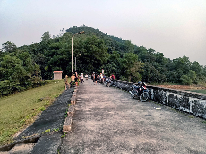 Khu vực hồ chứa nước thủy lợi Rào Đá, xã Trường Xuân (Quảng Ninh), nơi em L.V.S bị đuối nước tử vong.