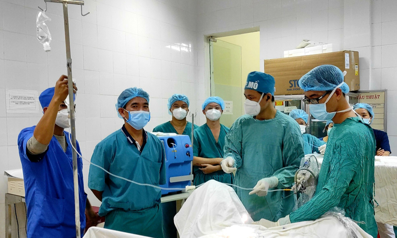 Ngành Y tế tiếp tục tăng cường công tác đào tạo, nâng cao chất lượng nguồn nhân lực, đáp ứng nhu cầu phát triển cả y tế cơ sở và y tế chuyên sâu.