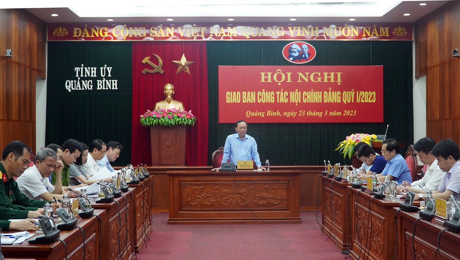 Đồng chí Phó Bí thư Thường trực Tỉnh ủy Trần Hải Châu chủ trì hội nghị
