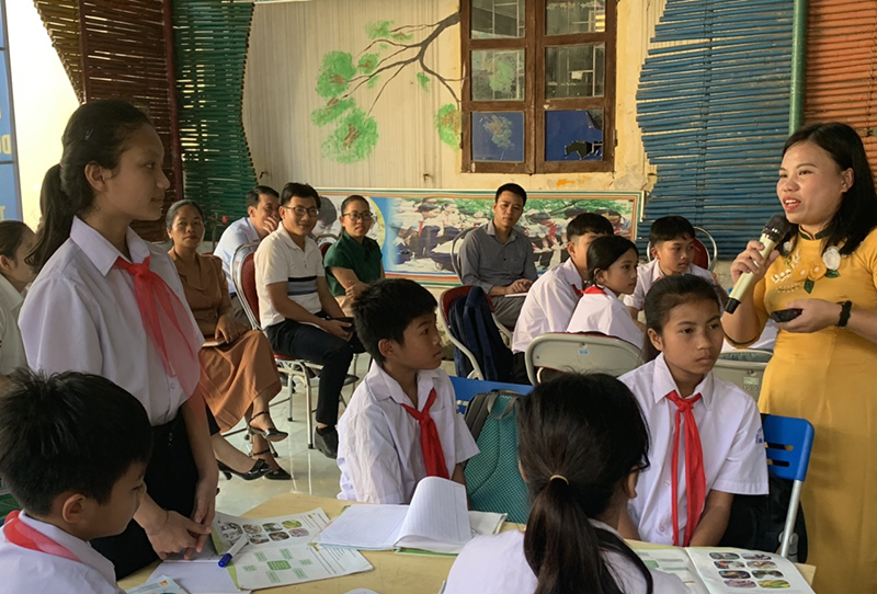 Hoạt động nhằm giúp trẻ em gái, nữ thanh niên có đủ năng lực để lựa chọn cơ hội công việc ổn định hoặc khởi nghiệp phù hợp với bản thân.