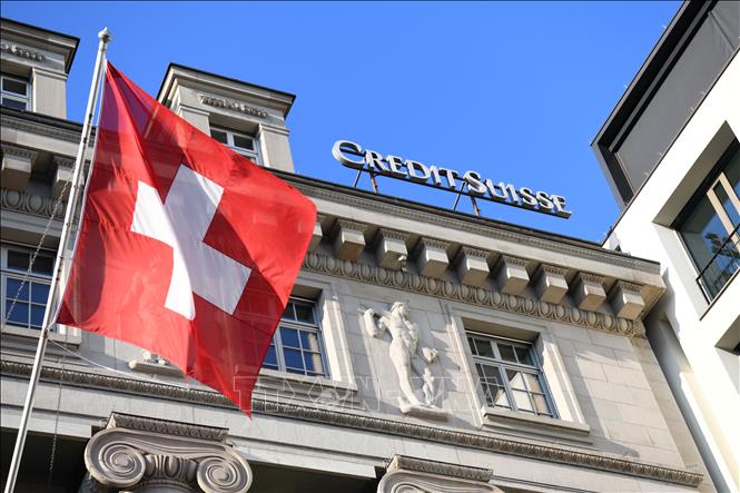 Một chi nhánh ngân hàng Credit Suisse tại Lucerne, Thụy Sĩ, ngày 3/2/2023. Ảnh: THX/TTXVN