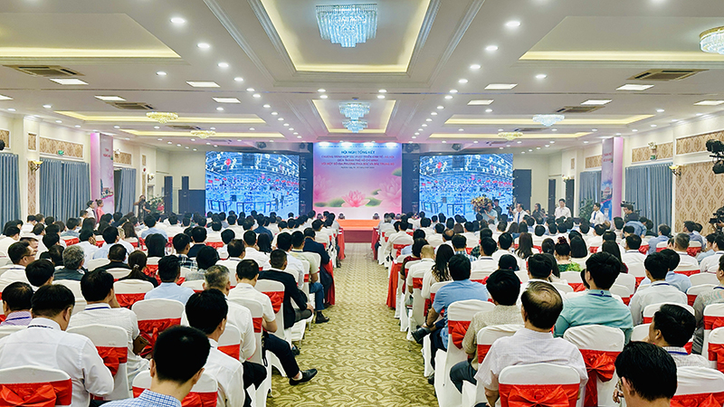 Quang cảnh hội nghị.