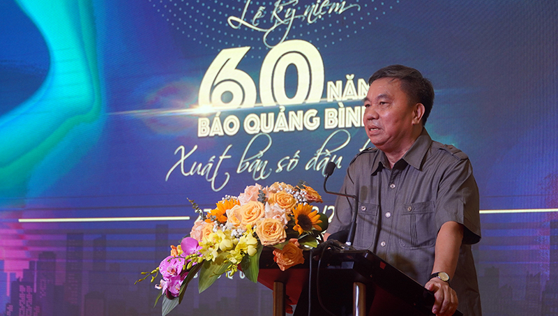 Đồng chí Đỗ Quý Doãn, nguyên Thứ trưởng Bộ Thông tin và Truyền thông, nguyên Tổng biên tập Báo Quảng Bình chia sẻ những kỷ niệm và bài học kinh nghiệm về nghề báo.