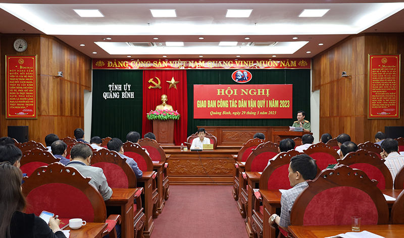 Toàn cảnh hội nghị.