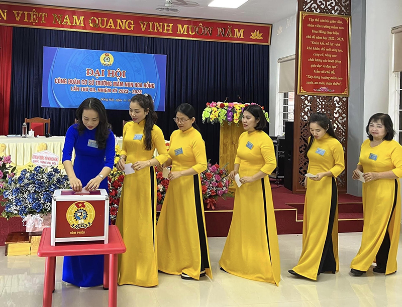 CĐCS trực thuộc LĐLĐ TP. Đồng Hới tổ chức đại hội, nhiệm kỳ 2023-2028 với phương châm: “Đổi mới-dân chủ-đoàn kết-phát triển”.