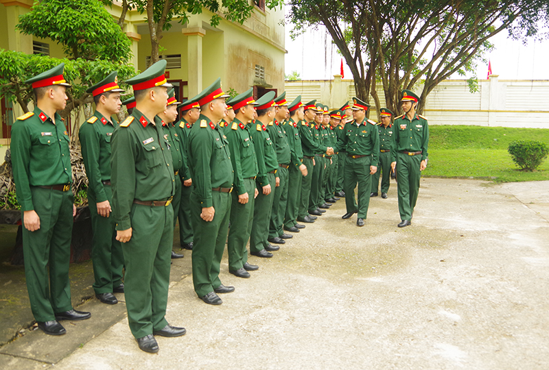 Kiểm tra huấn luyện chiến sỹ mới